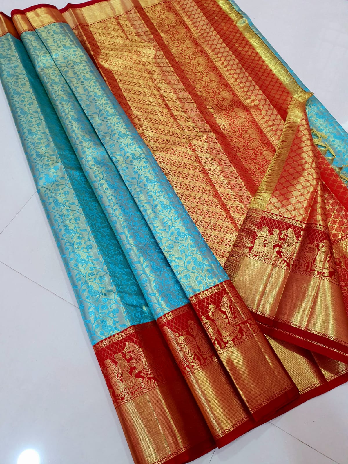 Exclusive Pallaku Design Bridal Kanchipuram Tissue Silk Sarees Collection - Image 17
